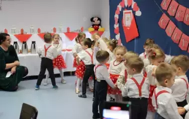 DZIEŃ BABCI I DZIADKA w "Krainie Myszki Miki"25 27