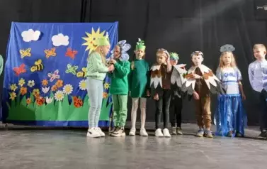 BAŚNIOGR&Oacute;D 1