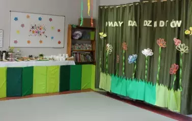 Wiosenne przedstawienie 12
