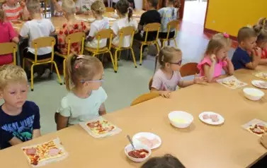 Zajęcia kulinarne - pizza 9