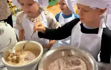 Zajęcia kulinarne - ciasto czekoladowe i herbatka zimowa 8