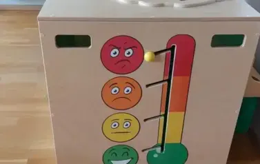 Pomoce wspierające rozw&oacute;j emocjonalny 3