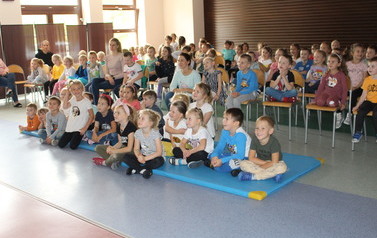 TEATRZYK LALKOWY 9