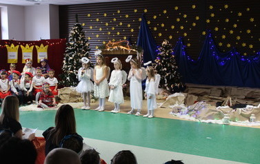 GMINNY PRZEGLĄD KOLĘD I PASTRRAŁEK 23