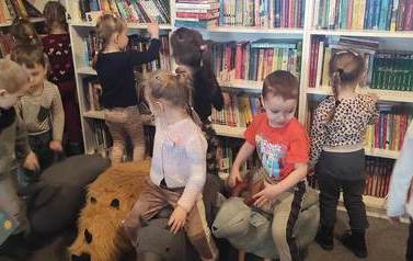 Z wizytą w bibliotece 4