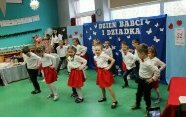 DZIEŃ BABCI I DZIADKA w "Krainie Nibylandii" 7