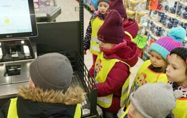 Zaw&oacute;d - ekspedientka 3