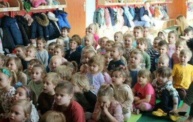 Iluzjonista w "Bajkowym Świecie" 32