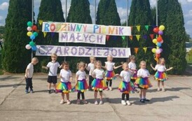 Rodzinny Piknik "Małych Czarodziej&oacute;w" 16