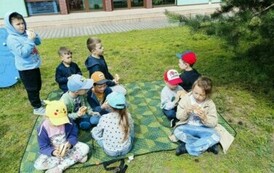 Piknik na placu przedszkolnym 2