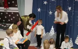 Przedstawienie świąteczne w "Krainie Małych Czarodziej&oacute;w" 4