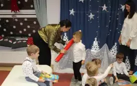 Przedstawienie świąteczne w "Krainie Małych Czarodziej&oacute;w" 6