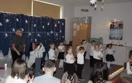 Przedstawienie świąteczne w "Krainie Małych Czarodziej&oacute;w" 18
