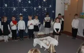 Przedstawienie świąteczne w "Krainie Małych Czarodziej&oacute;w" 25