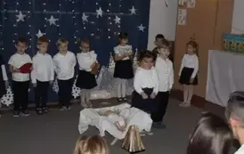 Przedstawienie świąteczne w "Krainie Małych Czarodziej&oacute;w" 27