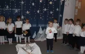 Dzień Babci i Dziadka w "Krainie Małych Czarodziej&oacute;w"13 35