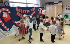 DZIEŃ BABCI I DZIADKA w "Krainie Pszcz&oacute;łki Mai"25 8