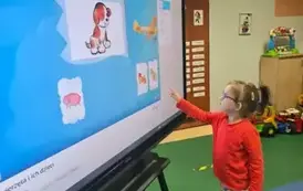 Zajęcia edukacyjne z wykorzystaniem tablicy multimedialnej 7
