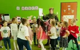 Zaw&oacute;d - żołnierz 10