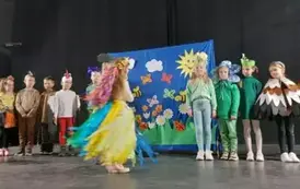 BAŚNIOGR&Oacute;D 8