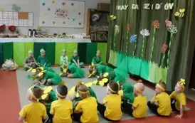 Wiosenne przedstawienie 10