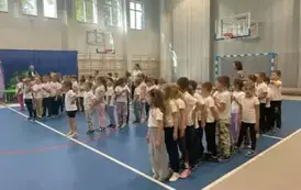Odwiedziny 6 latk&oacute;w w Szkole Podstawowej nr 1 im. J. Korczaka we Wronkach 3