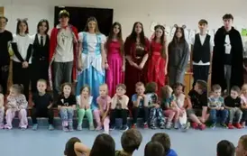 Przedstawienia młodzieży z Zespołu Szk&oacute;ł nr 2 we Wronkach 3