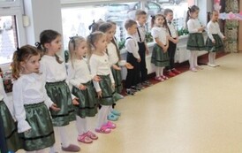 Dzień Babci i Dziadka w "Krainie Pszcz&oacute;łki Mai"26 9