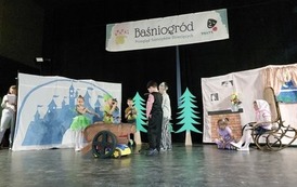 BAŚNIOGR&Oacute;D 4