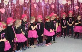 Dzień Babci i Dziadka w "Krainie Myszki Miki"26 12