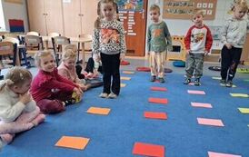 Matematykka - zajęcia z kostką - projekt unijny 1
