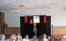 TEATRZYK LALKOWY 4