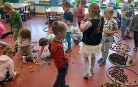 "Ciekawski Zajączek poznaje świat matematyki" 5