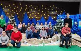 SENIORZY i WTZ z wizytą w przedszkolu 8