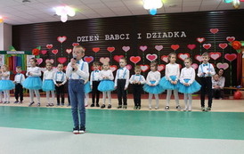 DZIEŃ BABCI I DZIADKA w "Krainie Nibylandii" 49