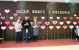 DZIEŃ BABCI I DZIADKA w "Krainie Podr&oacute;żnik&oacute;w" 15