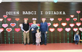 DZIEŃ BABCI I DZIADKA w "Krainie Podr&oacute;żnik&oacute;w" 20