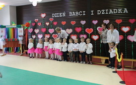 PASOWANIE NA PRZEDSZKOLAKA I DZIEŃ BABCI I DZIADKA 126