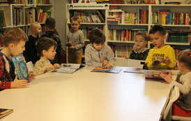 WIZYTA W BIBLIOTECE PUBLICZNEJ 5