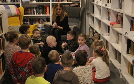 WIZYTA W BIBLIOTECE PUBLICZNEJ 13