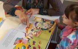 "Kraina Małych Czarodziej&oacute;w" z wizytą w Bibliotece 12