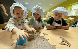 zajęcia kulinarne w "Krainie Podr&oacute;żnik&oacute;w" 10