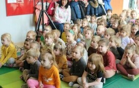 Iluzjonista w "Bajkowym Świecie" 31