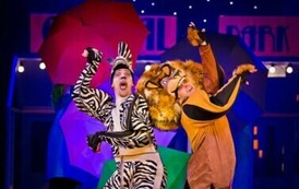 Wyjazd do Teatru Muzycznego 9