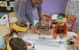 ŚWIATOWY DZIEŃ ŚWIADOMOŚCI AUTYZMU 51