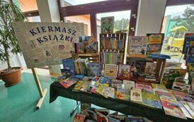 KIERMASZ KSIĄŻEK 7