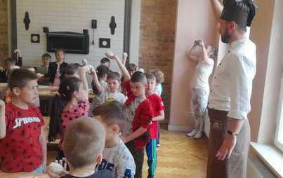 Zdjęcie do WYCIECZKA DO MUZEUM ROGALA W POZNANIU