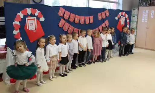 Zdjęcie do Dzień Babci i Dziadka w "Krainie Pszcz&oacute;łki Mai"