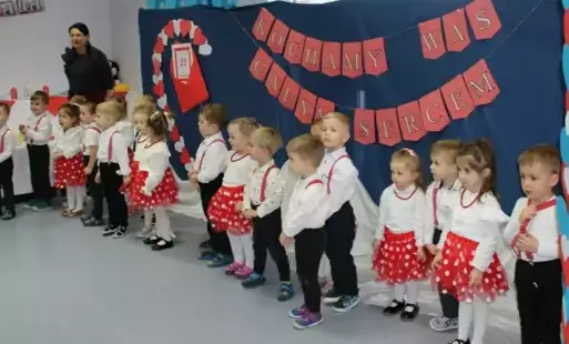 Zdjęcie do Dzień Babci i Dziadka w "Krainie Myszki Miki"